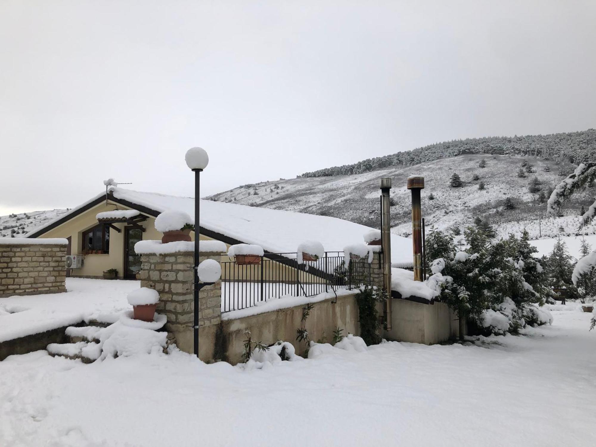 Agriturismo Serra Moneta Santo Stefano Quisquina Exterior foto